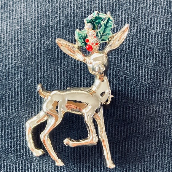 Jewelry - Vintage Gold Tone Gerrys Reindeer Christmas  Pin Cute!